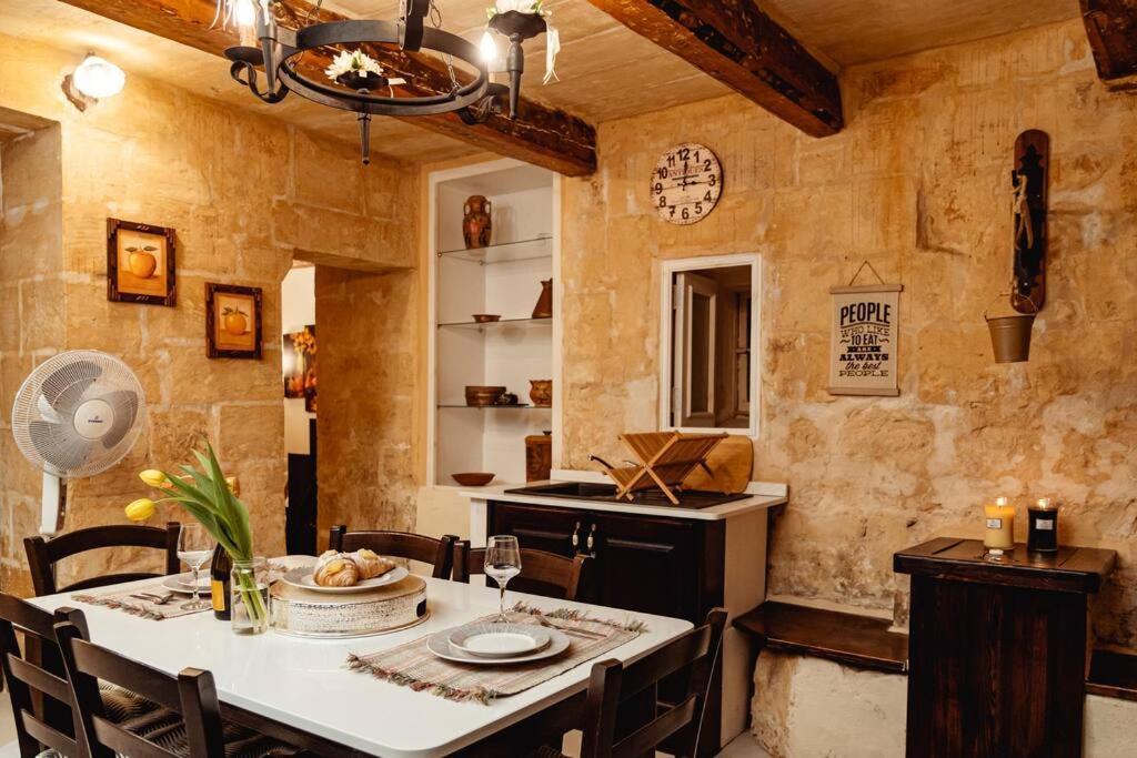 Enchanting 2Bdr Townhouse In Valletta Centre! Εξωτερικό φωτογραφία